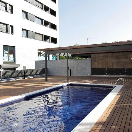 1216 - Forum Gardens Apartment *
