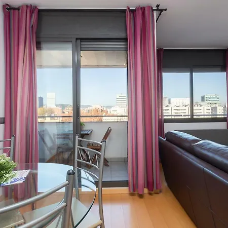 1216 - Forum Gardens Apartment *